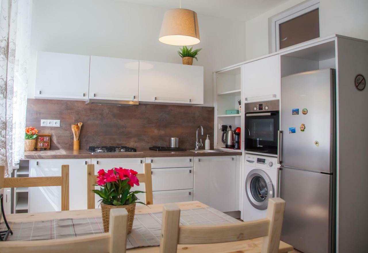 Downtown Pedestrian Zone Apartment ブラチスラヴァ エクステリア 写真